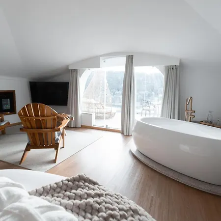 아파트호텔 Estrelas Do Douro 곤도마르