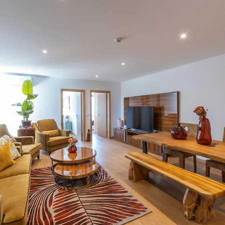 Aparthotel Estrelas Do Douro 4*