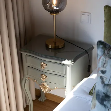 아파트호텔 Estrelas Do Douro 곤도마르