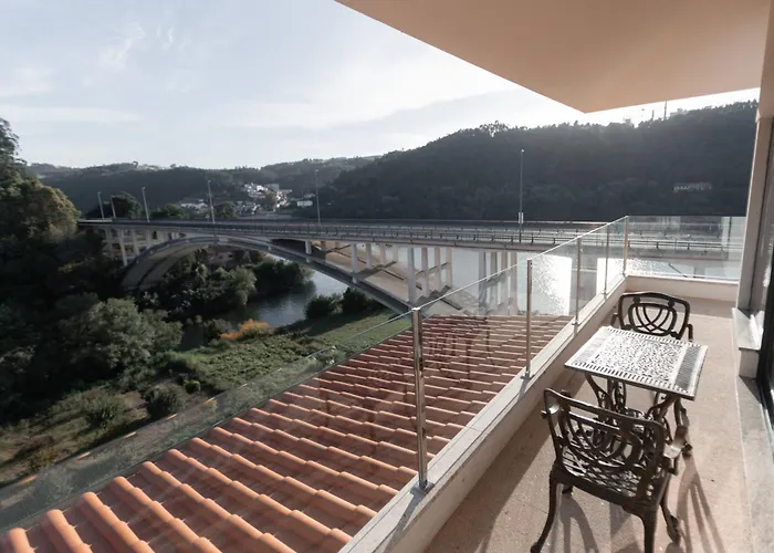 Estrelas Do Douro 4* 贡多马尔