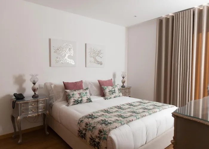 Estrelas Do Douro Aparthotel 4*