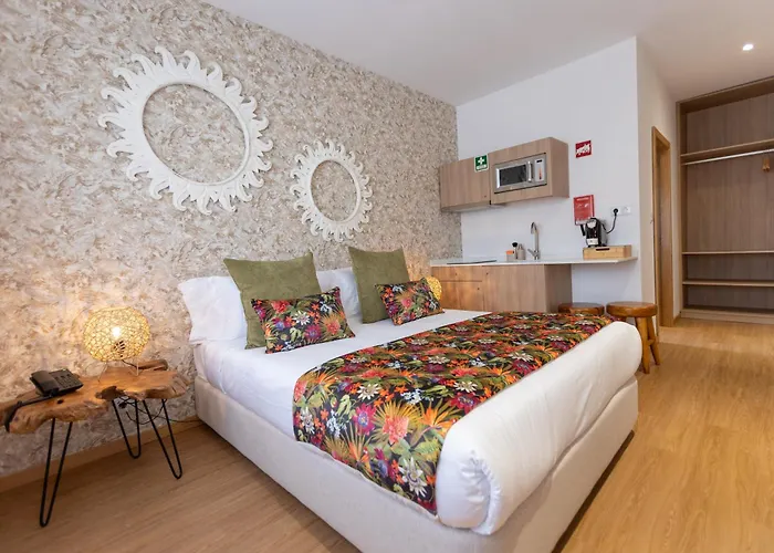 Aparthotel Estrelas Do Douro 4*